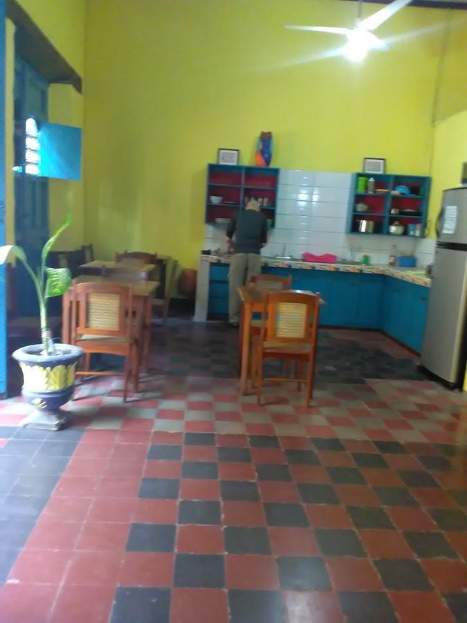 Hostal Casa Ivana León Exterior foto